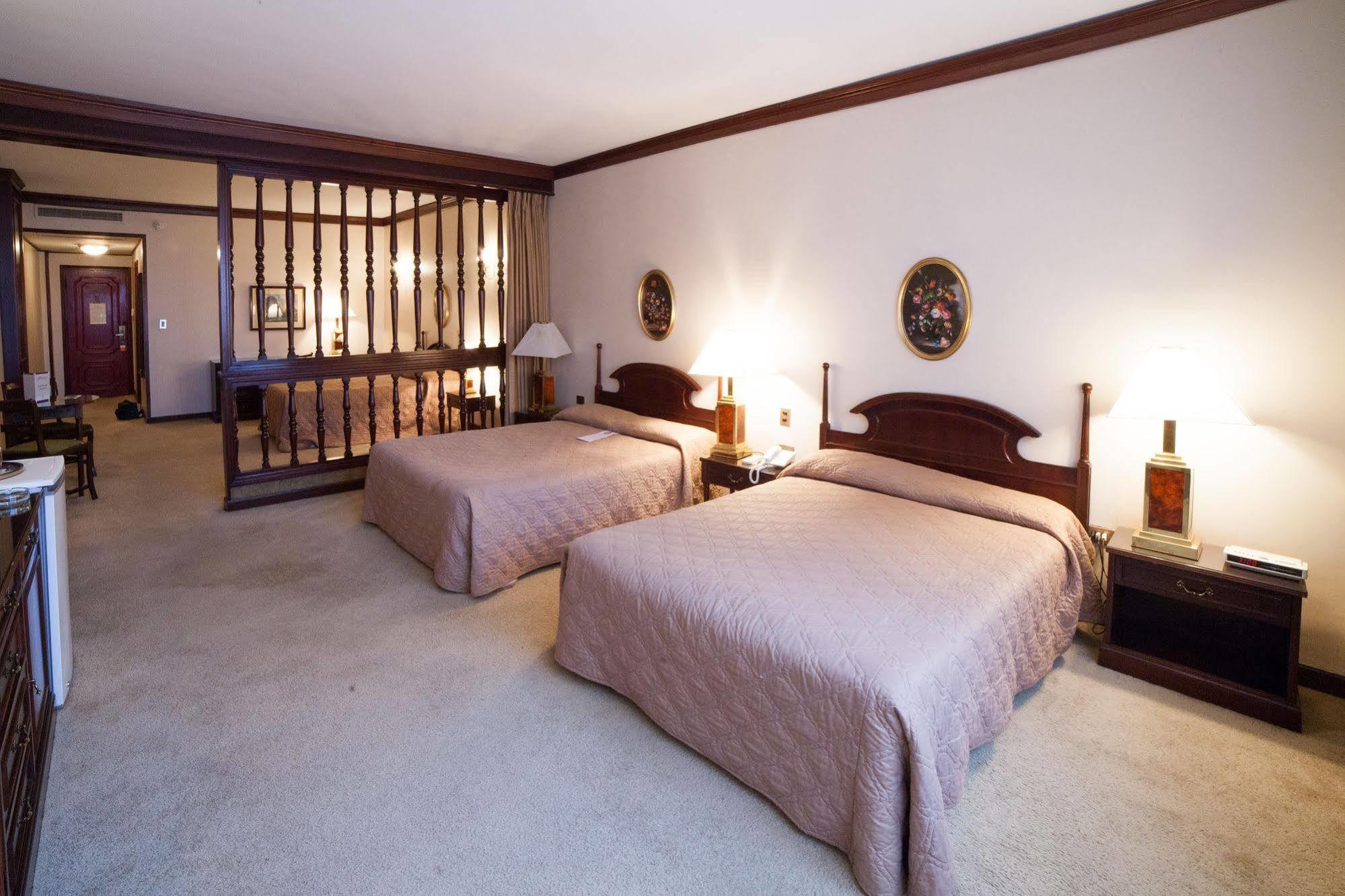Excelsior Inn 亚松森 外观 照片